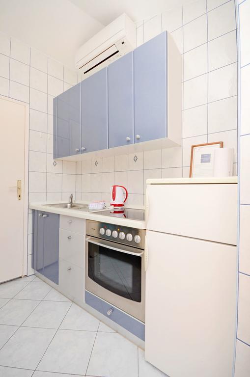 Apartments Hrgovic Рогозница Экстерьер фото